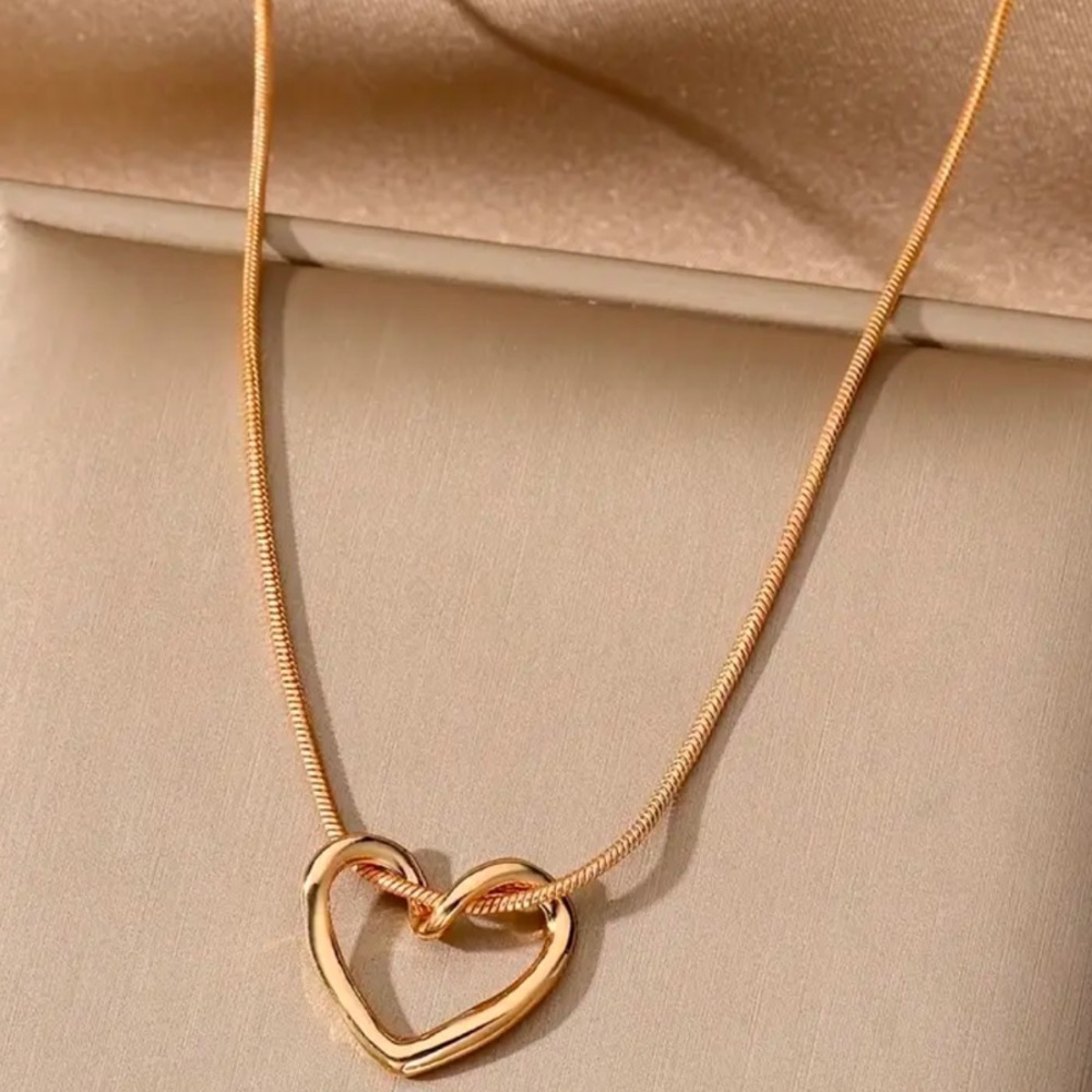 Hollow Heart Pendant | Stainless Steel